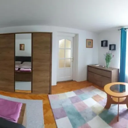 Viktoria Szallashely * Szigetvár